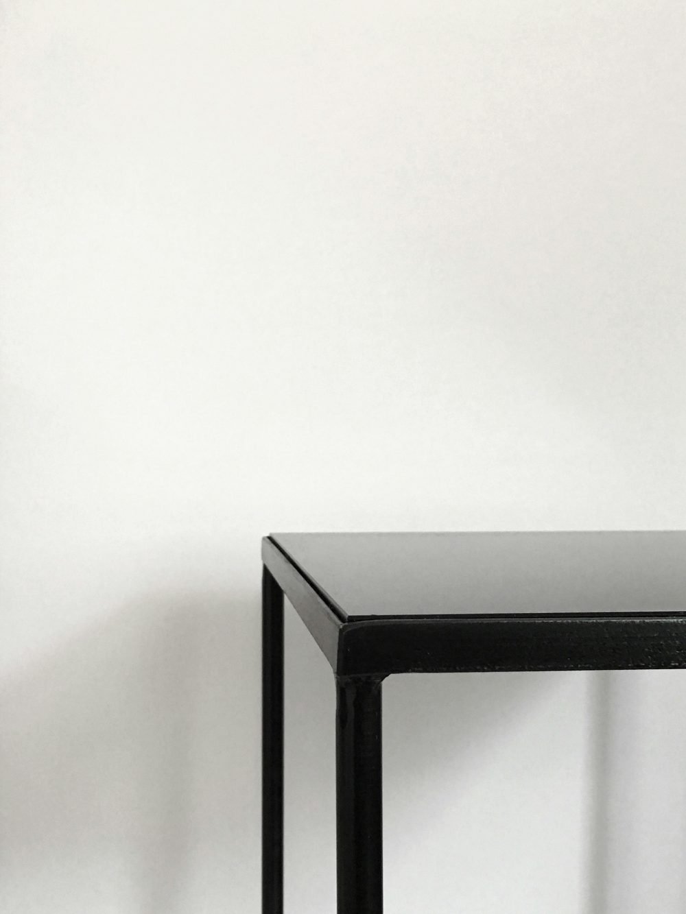 Modern minimal table